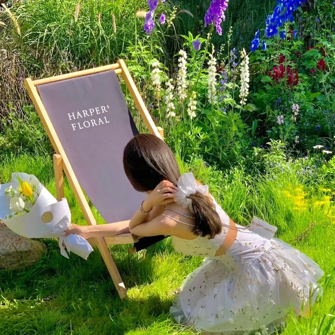 绯红$愉欢$步步引诱